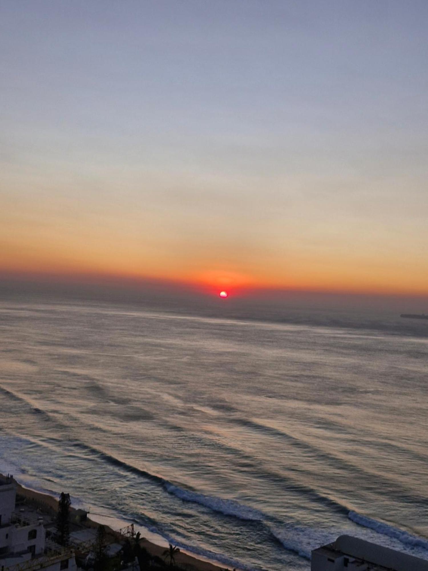 Umhlanga Lagoon Drive Top Sea Facing Unit Lejlighed Durban Eksteriør billede